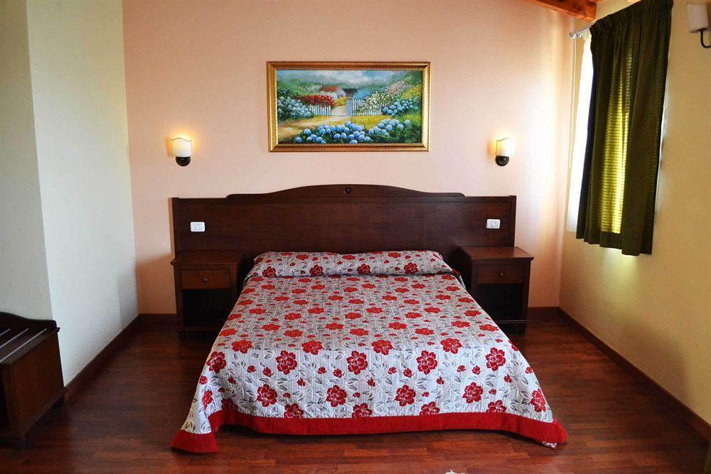 Torre Di Renda Guest House Piazza Armerina Exterior photo