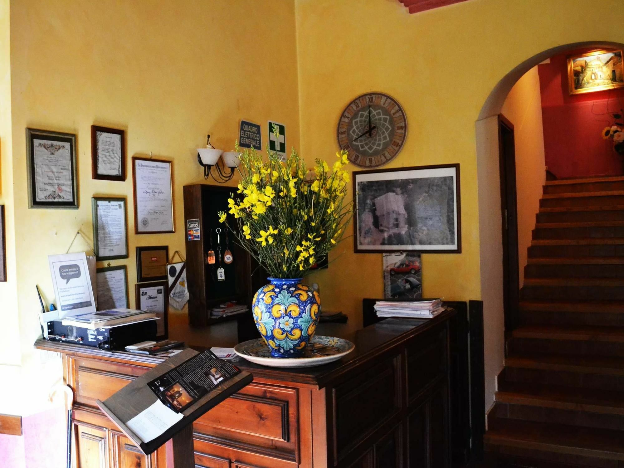 Torre Di Renda Guest House Piazza Armerina Exterior photo